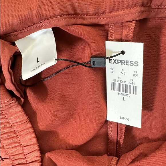 NWT - EXPRESS Super High Waisted Satin Wide Leg Pants, Henna, Large. - Picture 4 of 4